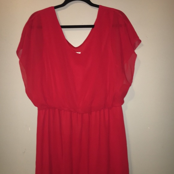 Scoop neck red dress - Picture 2 of 3